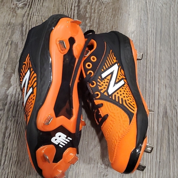 New Balance Fresh Foam 3000v5 Metal Cleats Size 5